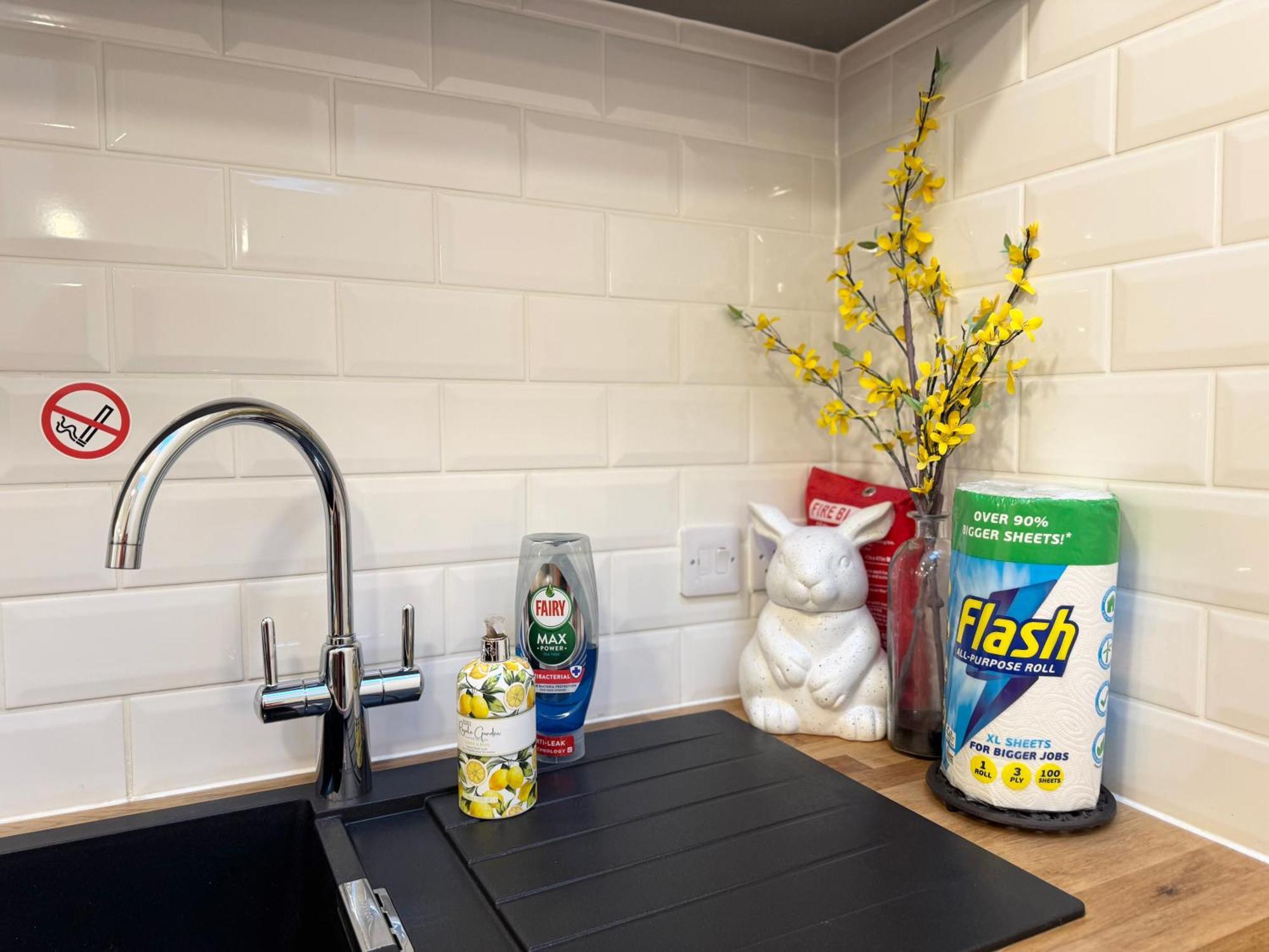 The Barn In The Courtyard, 3 - Bed, Sleeps 5, Pets Welcome Ulverston Exteriör bild